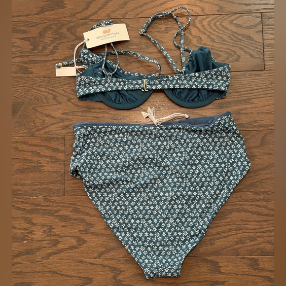 Vineyard Vines Bikini Underwire Bikini High Waist Bottom Size Small/Medium NWOT - Picture 2 of 6